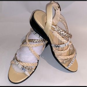 Gravity Defyer “Camelia” Slingback Sandals